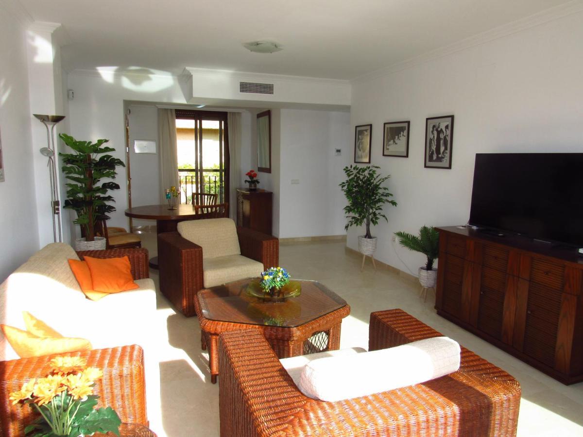 Penthouse Benalvistas Torregolf Seaview Apartment Беналмадена Екстериор снимка