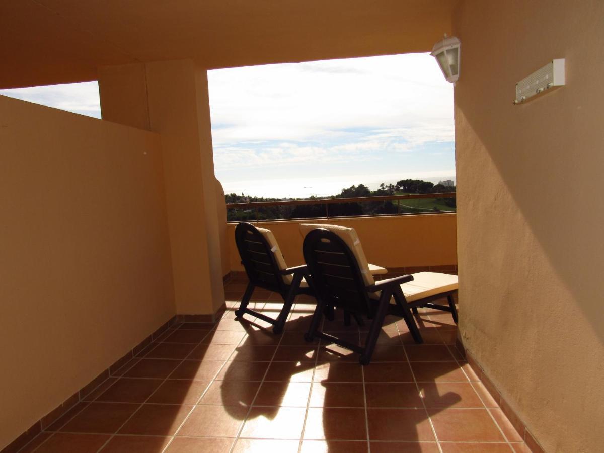 Penthouse Benalvistas Torregolf Seaview Apartment Беналмадена Екстериор снимка