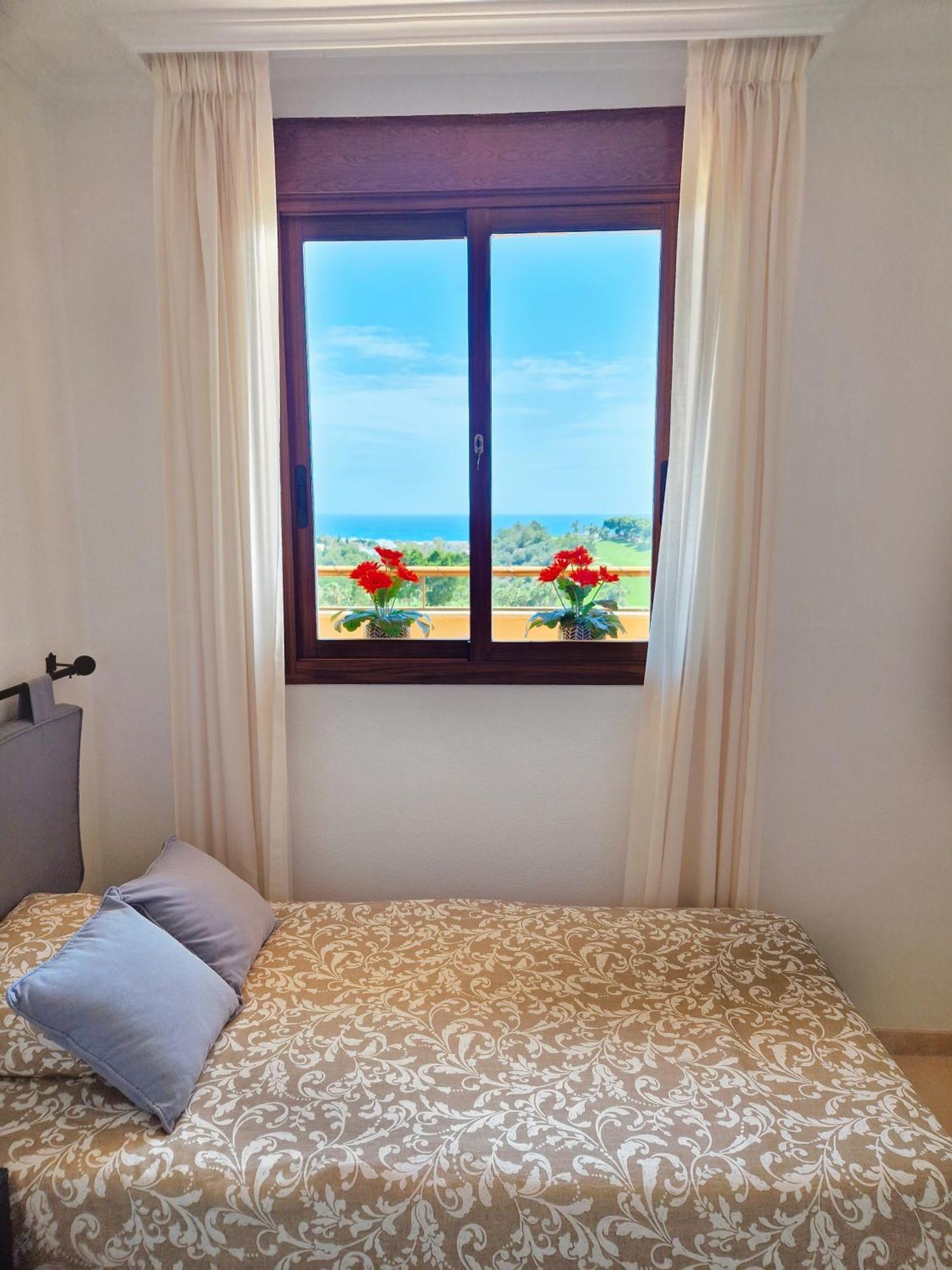 Penthouse Benalvistas Torregolf Seaview Apartment Беналмадена Екстериор снимка